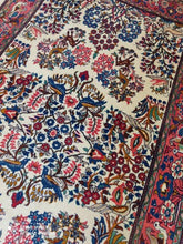 Charger l'image dans la galerie, Tapis Sarouk fait main n°1192_213×125
