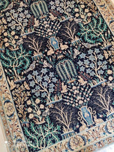 Charger l&#39;image dans la galerie, Tapis Antique Nain noué main n°16153_215×125
