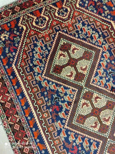 Charger l'image dans la galerie, Tapis Afchar fait main n°18811_220×140
