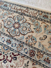 Charger l&#39;image dans la galerie, Tapis Nain Chichla fait main n°15951_220×148
