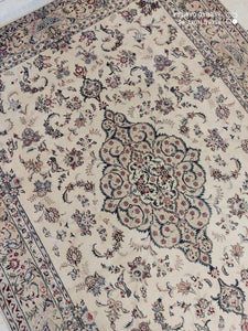 Tapis Nain Chichla noué main n°19334_230×168