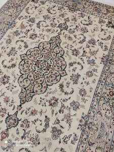 Tapis Nain Chichla noué main n°19334_230×168