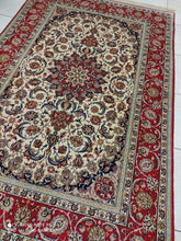 Charger l&#39;image dans la galerie, TAPIS ISPAHAN signé tissé main n°11790_236×150
