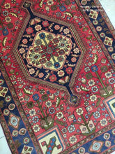 Charger l'image dans la galerie, Tapis Nahavand tissé main n°14104_237×155
