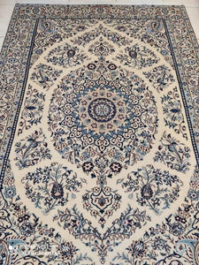 Tapis Nain fait main n°9820_235×158