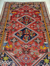 Charger l&#39;image dans la galerie, Tapis Ghachghai tissé main n°10186_240×157
