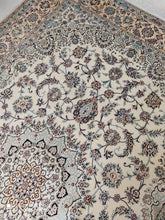 Charger l'image dans la galerie, Tapis Nain Habibian noué main n°15216_248×170
