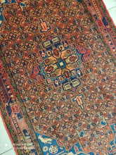 Charger l'image dans la galerie, Tapis Songhor fait main n°15018_253×152
