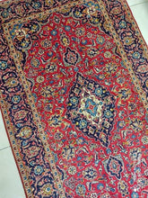 Charger l&#39;image dans la galerie, Tapis Kachan fait main n°15390_262×153
