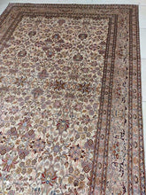 Charger l'image dans la galerie, Tapis Cachemire soie noué main n°26_270×170
