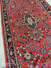 Charger l'image dans la galerie, Tapis Sarouk fait main n°18001_282×80
