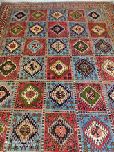 Charger l'image dans la galerie, GRAND Tapis Yalameh tissé main n°16429_290×200
