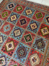 Charger l'image dans la galerie, GRAND Tapis Yalameh tissé main n°16429_290×200
