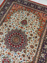 Charger l&#39;image dans la galerie, Grand Tapis Ghom tissé main n°16590_290×200
