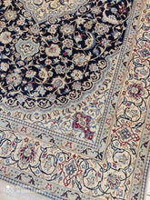 Charger l&#39;image dans la galerie, Grand Tapis Nain tissé main n°3724_290×202

