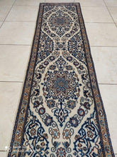 Charger l&#39;image dans la galerie, Tapis Nain fait main n°9089_290×55
