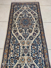 Charger l&#39;image dans la galerie, Tapis Nain fait main n°9089_290×55
