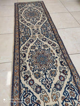 Charger l&#39;image dans la galerie, Tapis Nain fait main n°9089_290×55
