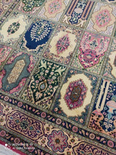 Charger l'image dans la galerie, Grand Tapis Mahvelat fait main n°5257_292×204
