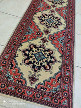 Charger l&#39;image dans la galerie, Tapis Ardebil tissé main n°7944_295×70
