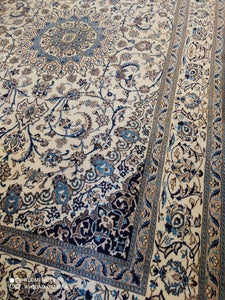 Grand Tapis Nain tissé main n°18921_300×195