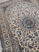 Charger l&#39;image dans la galerie, Grand Tapis Nain tissé main n°18921_300×195
