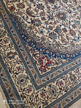 Charger l&#39;image dans la galerie, Grand Tapis Nain tissé main n°19487_300×198
