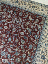 Charger l&#39;image dans la galerie, Grand Tapis Nain tissé main n°3974_300×200

