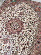 Charger l'image dans la galerie, Grand Tapis Tabriz fait main n°15322_302×210
