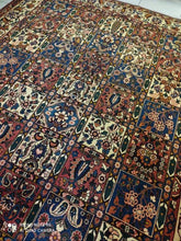 Charger l'image dans la galerie, Grand Tapis Bakhtiar noué main n°5154_303×210
