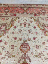 Charger l'image dans la galerie, Grand tapis Tabriz fait main n°18389_304×208
