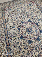 Charger l'image dans la galerie, Grand Tapis Nain noué main n°9823_307×200
