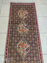 Charger l'image dans la galerie, Tapis Kurdistan fait main n°10991P_307×75
