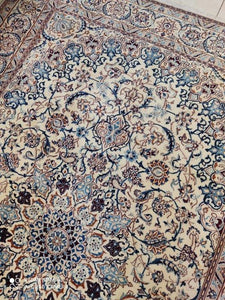 Grand Tapis Nain fait main n°9825_316×212