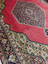 Charger l&#39;image dans la galerie, Grand Tapis Tabriz tissé main n°4152_340×253
