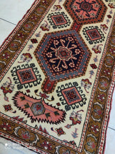 Charger l&#39;image dans la galerie, Tapis Heriz fait main n°11878_363×86
