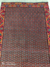 Charger l'image dans la galerie, Tapis Kurdistan fait main n°13944_383×100
