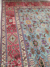 Charger l&#39;image dans la galerie, Grand Tapis Tabriz fait main n°11245_385×293
