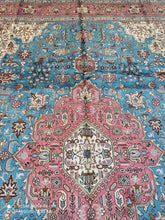 Charger l&#39;image dans la galerie, Grand Tapis Tabriz fait main n°6018_393×300
