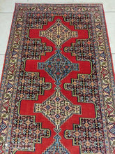 Charger l&#39;image dans la galerie, Tapis Kurdistan fait main n°866_400×87
