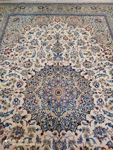 Charger l&#39;image dans la galerie, Grand tapis Nadjafabad fait main n°11337_415×296
