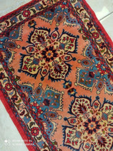 Charger l'image dans la galerie, Tapis Roudbar tissé main n°14901_670×72
