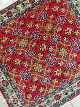 Charger l&#39;image dans la galerie, Tapis Antique Carré Varamine fait main n°780_100×100
