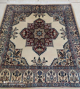 Tapis carré Nain tissé main n°18452_102×100