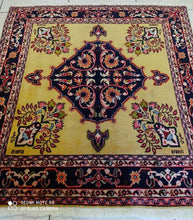 Charger l&#39;image dans la galerie, Tapis carré Nanaj fait main n°14675_117×116

