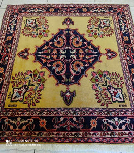 Tapis carré Nanaj fait main n°14675_117×116