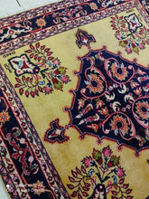Charger l&#39;image dans la galerie, Tapis carré Nanaj fait main n°14675_117×116
