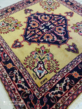 Charger l&#39;image dans la galerie, Tapis carré Nanaj fait main n°14675_117×116
