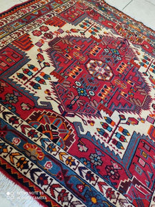 Tapis Nahavand noué main n°19383_130×135