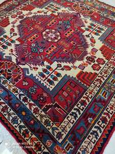 Tapis Nahavand noué main n°19383_130×135